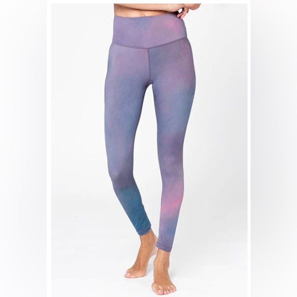 NWT Sol & Mane Mudra Legging